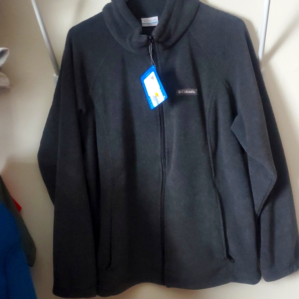 Brand new FLEECE Columbia